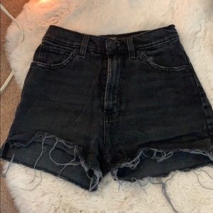 Girlfriend High-Rise BDG shorts